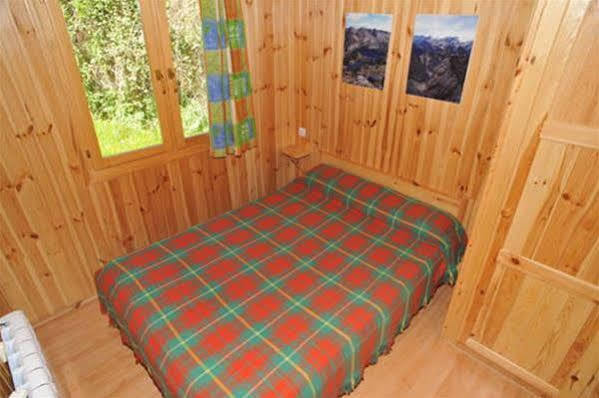Camping La Torre Hotel Espot Eksteriør billede